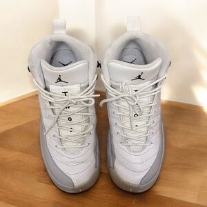 Jordan Jumpman TW03 White and Gray Sneakers